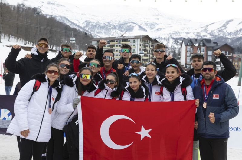 MERSİN BÜYÜKŞEHİR’İN SPOR KURSLARINDA KEŞFEDİLEN YETENEKLER PROFESYONELLİĞE GEÇİYOR
