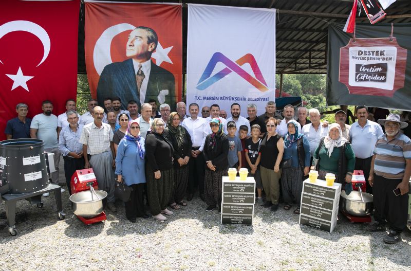 MERSİN BÜYÜKŞEHİR’DEN MEZİTLİ’DE ÜRETİCİYE ÇOK YÖNLÜ TARIMSAL DESTEK