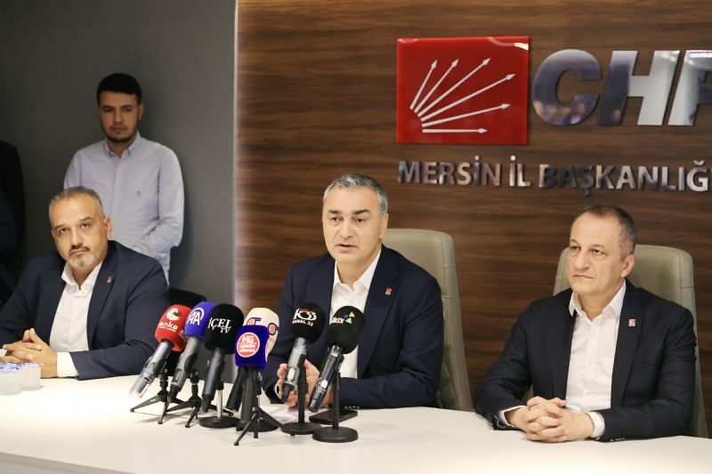 MÜSLİM SARI’DAN MERSİN’DE BAŞKANVEKİLLİĞİ SEÇİMLERİ, BELEDİYE OPERASYONLARI VE PARTİ DEĞİŞTİREN İSİMLERE İLİŞKİN AÇIKLAMA