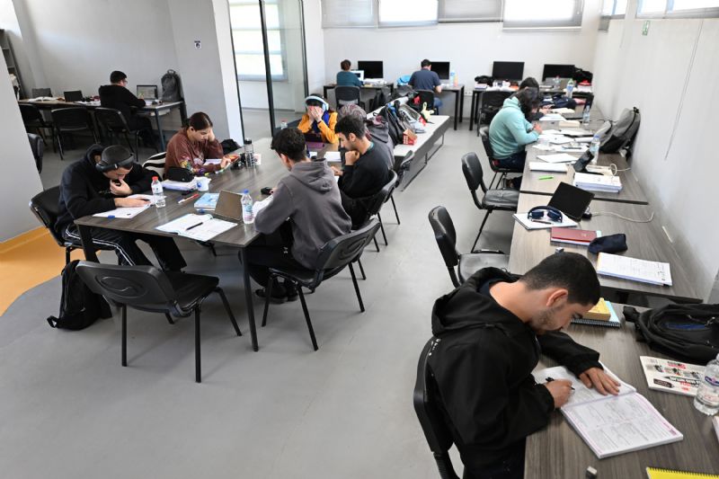 ÖĞRENCİLER GELECEKLERİNİ BÜYÜKŞEHİR OKUMA SALONLARI’NDA ŞEKİLLENDİRİYOR