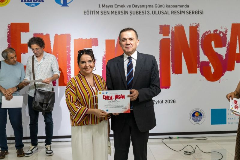 Yenişehir’de “Emek ve İnsan” sergisi açıldı Emek ve insanın çığlığı tuvale yansıdı Özyiğit: Kelimelerin yetmediğini sanat haykırır