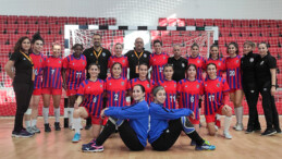 Büyükşehir’in Kadın Hentbol Takımı Türkiye Kupası’nda