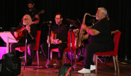 Erdemli ’de pop ve jazz konseri