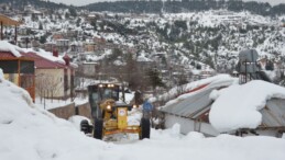 Büyükşehir Karla Mücadeleye Devam Ediyor