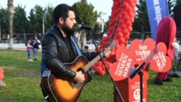 Birbirlerine Olan Sevgilerini Dile Getirdiler