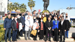 Doktorlar Cumhuriyet Meydanı’nda buluştu
