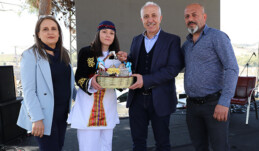 Gültak Melemez Şenliği’ne katıldı