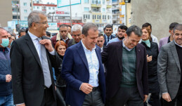 Üç başkan Mezitli’de vatandaşla buluştu