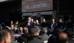 Seçer, hal esnafı ile bir araya geldi
