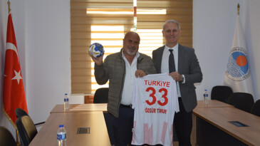  “Mersin önemli bir spor kenti”