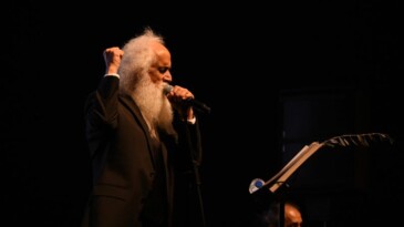Suavi Tarsus’ta Konser Düzenledi