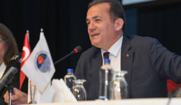 Özyiğit’ten festivale destek