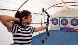 Büyükşehir, geleceğin okçularını yetiştiriyor