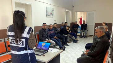 Kadına yönelik şiddetle mücadele eğitimleri sürüyor