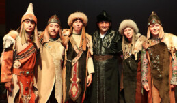 TURAN ETHNO FOLK BAND, SANATSEVERLERİ MEST ETTİ