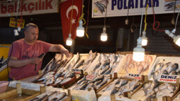 VATANDAŞ BALIĞA YÖNELDİ