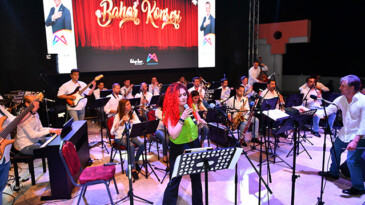 KENT ORKESTRASI MEÜ’DE KONSER VERDİ