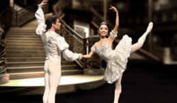 UYUYAN GÜZEL BALESİ MERSİN’DE