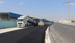 ÖZGÜRLÜK MAHALLESİ’NDE 1,35 KİLOMETRELİK YOL ÇALIŞMASI