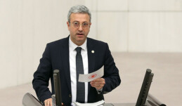 EZGİ MOLA’YA VERİLEN CEZAYA CHP’Lİ ANTMEN’DEN TEPKİ