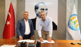 MEZİTLİ’DE  TOPLU İŞ SÖZLEŞMESİ SEVİNCİ