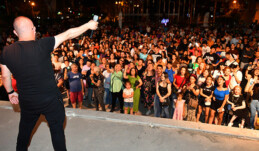 ÖĞRENCİLER YKS ÖNCESİ MORAL BULDU