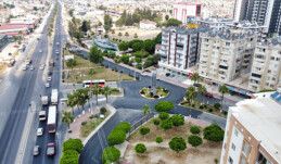 60 GÜNDE 21 MAHALLENİN YOLU ASFALTLANDI