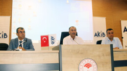 AKDENİZLİ İHRACATÇILAR, ZİRAİ İLAÇ SORUNUNA ÇÖZÜM ARIYOR