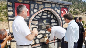 ŞEHİT ANISINA YAPILAN ÇEŞME AÇILDI