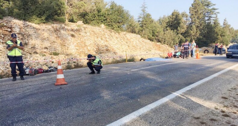 KAMYONET İLE MOTOSİKLET ÇARPIŞTI: 1 ÖLÜ, 1 YARALI
