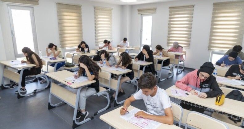 YKS KURS MERKEZLERİNDE EĞİTİM-ÖĞRETİM BAŞLADI