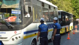 BÜYÜKŞEHİR ZABITASI TOPLU TAŞIMA ARAÇLARINI DENETLİYOR
