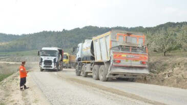 BÜYÜKŞEHİR, KIRSALDA  ULAŞIM ALTYAPISINI GÜÇLENDİRİYOR