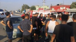 Tarsus’ta otomobille çarpışan motosikletli yaralandı