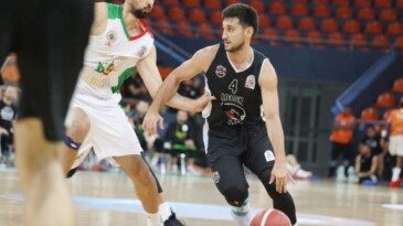 Carettalar yarı finale adını yazdırdı