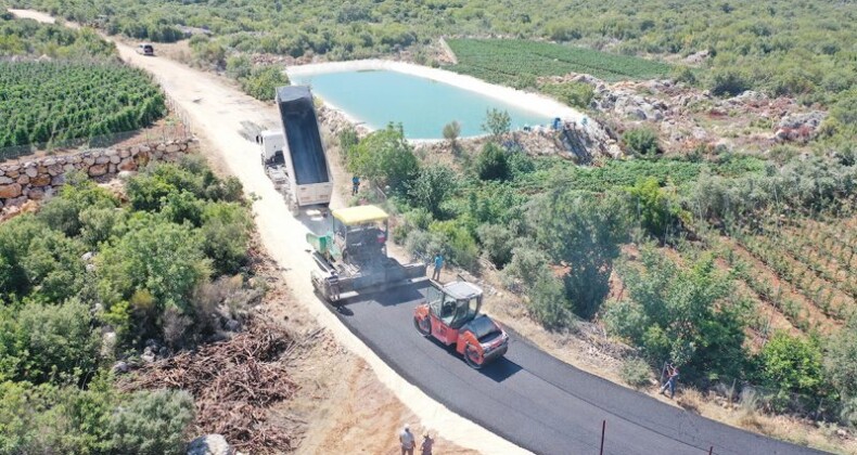 ERDEMLİ’DEN 450 KM YOL, 206 MİLYON TL’LİK YATIRIM