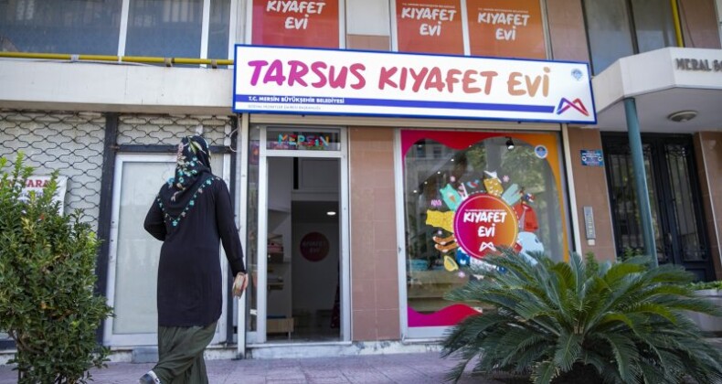 Kıyafet evi’nin 2. şubesi tarsus’ta açıldı