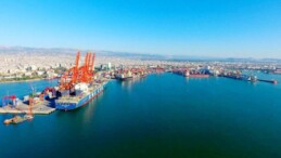 AKP’li Yılmaz’dan,  ‘Konteyrer Limanı’  yapılacak vaadi
