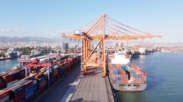 Mersin Limanı’na gelen  şekere CHP’de tepki