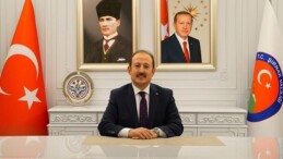 Mersinlilerle kenti  bayraklarla donatma çağrısı