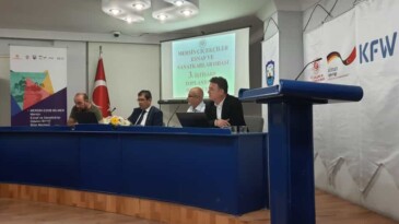 Mersin halkı çiçekçisi ile  internetten buluşacak