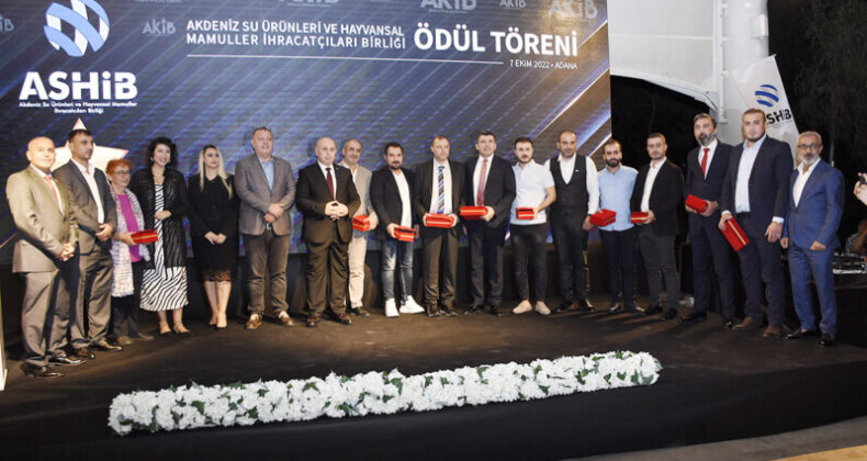 ASHİB, ihracat şampiyonlarını ödüllendirdi