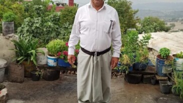 Beyaz giyinen muhtar hayatını kaybetti