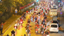 1923 motor tutkunu  Cumhuriyet için sürdü