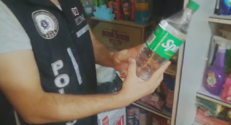 Tarsus’ta sahte içki satan şahıs yakalandı