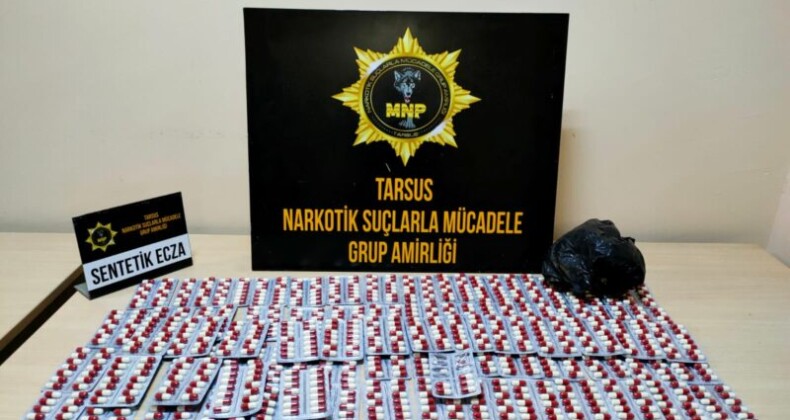 Uyuşturucu tacirleri kıskıvrak yakalandı