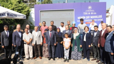 Çay Mahallesi sakinleri  yeni evlerine kavuştu