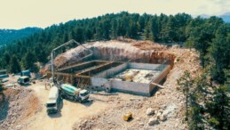 Toroslar’da 10 mahallenin içme suyu kapasitesi artıyor