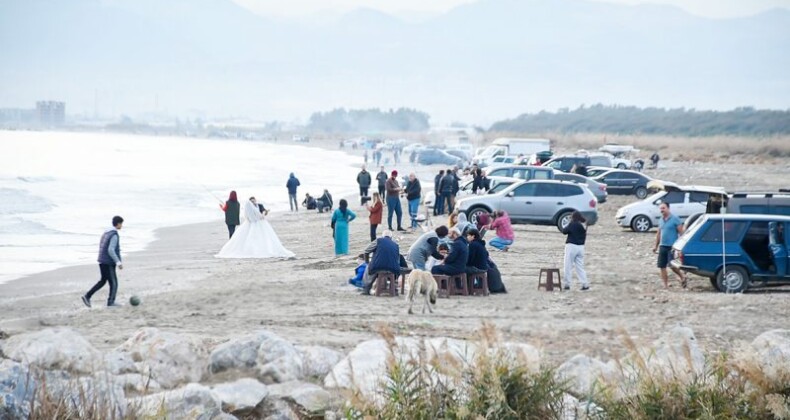 Tarsuslular hafta sonu denize akın etti