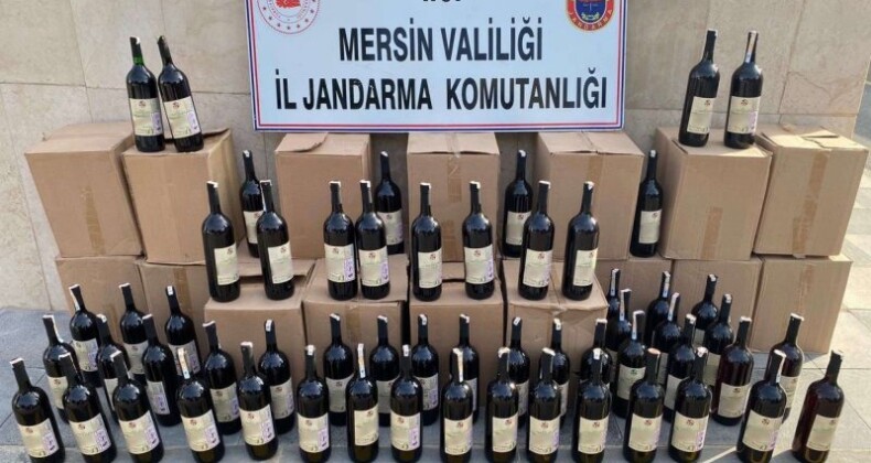 Jandarma 540 litre kaçak alkollü içkiye el koydu